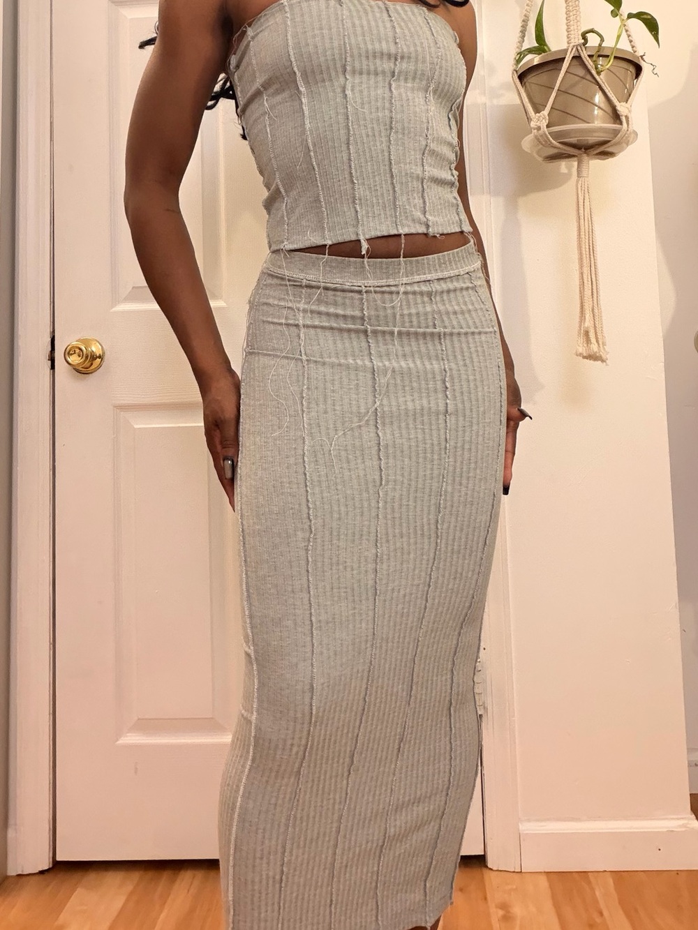 Gray Ribbed Maxi Skirt Set